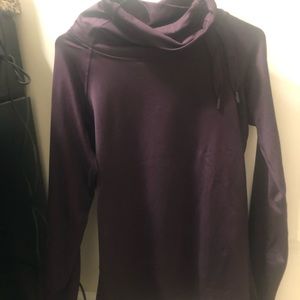 Nike Woman’s xl pro dry Sweatshirt 4 pieces